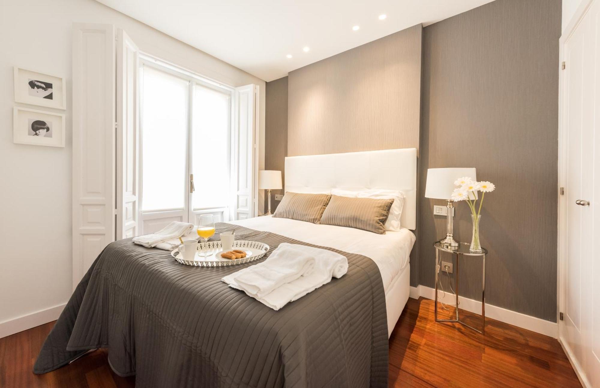 Ferienwohnung Santa Ana Plaza Madrid Exterior foto