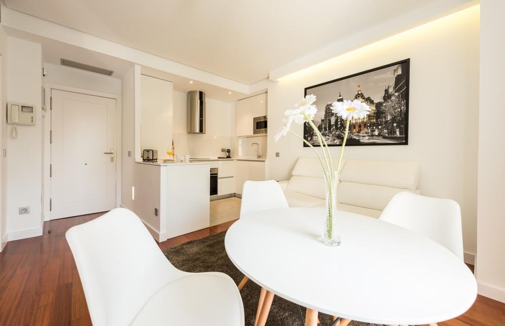 Ferienwohnung Santa Ana Plaza Madrid Exterior foto