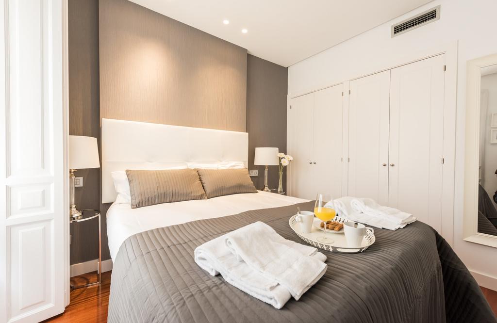 Ferienwohnung Santa Ana Plaza Madrid Exterior foto
