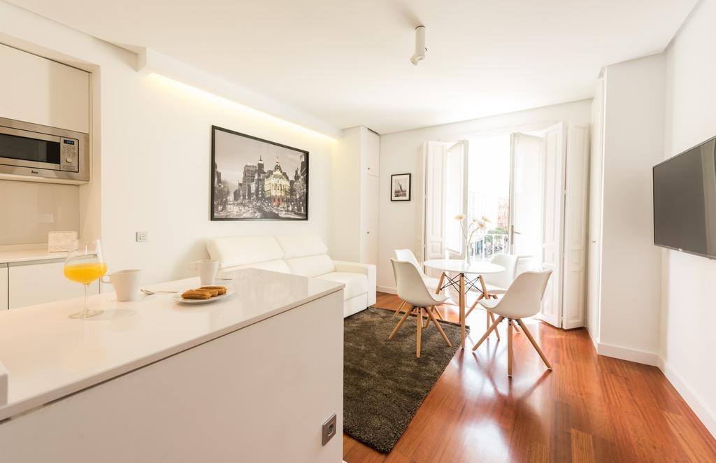 Ferienwohnung Santa Ana Plaza Madrid Exterior foto